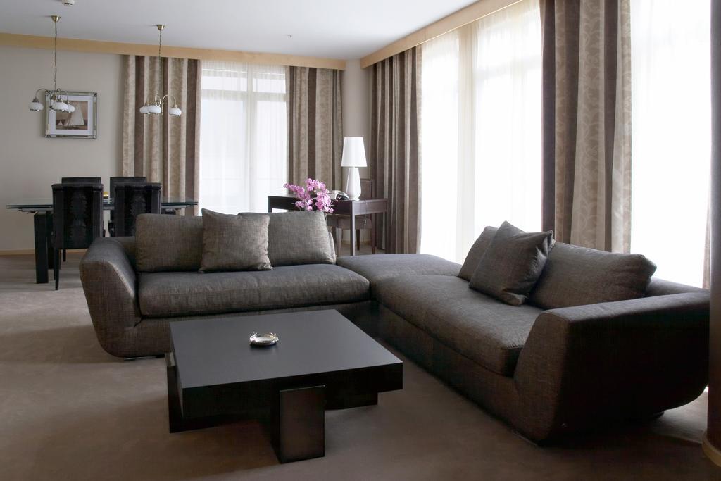 Royal Square Hotel & Suites Ρίγα Εξωτερικό φωτογραφία