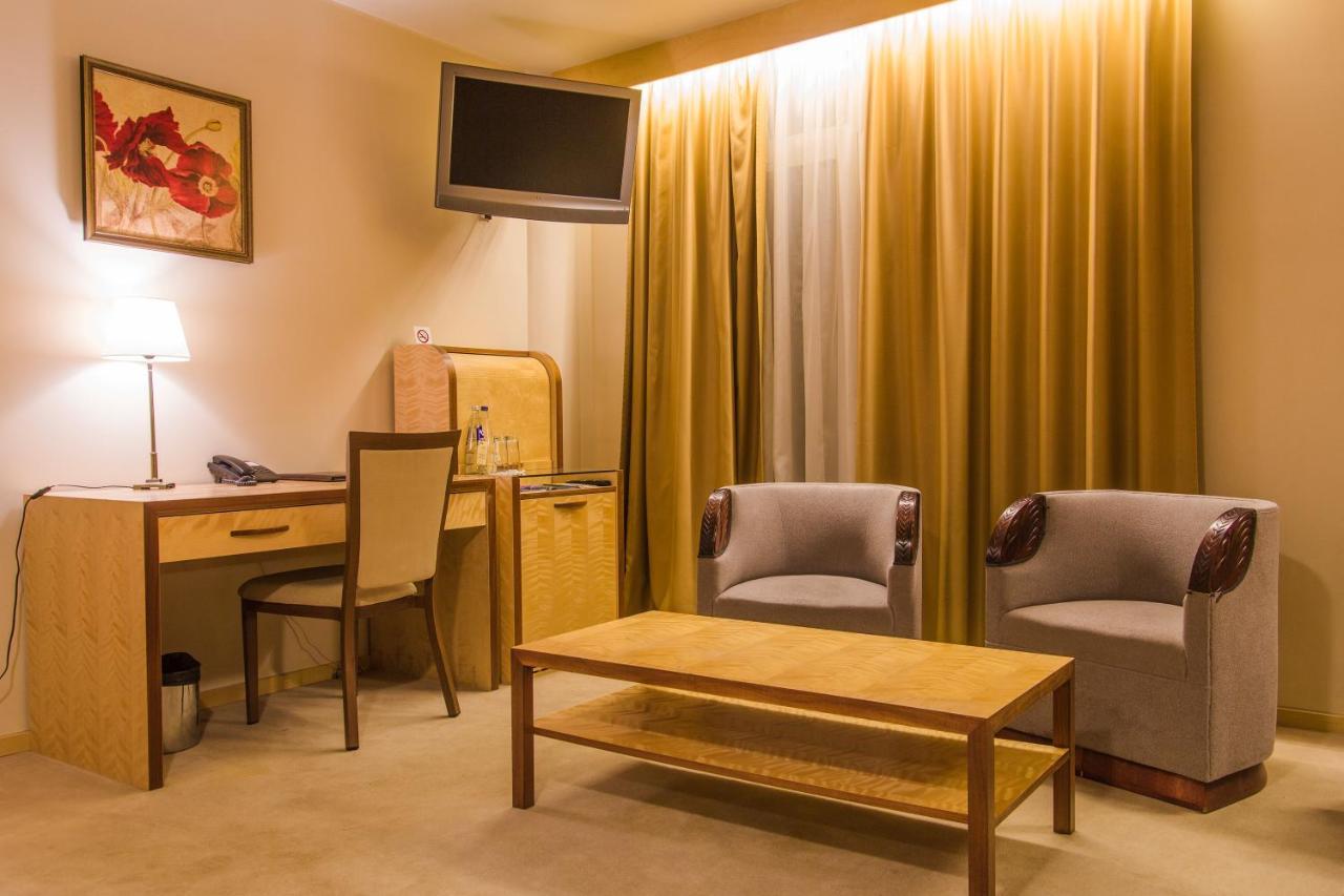 Royal Square Hotel & Suites Ρίγα Εξωτερικό φωτογραφία