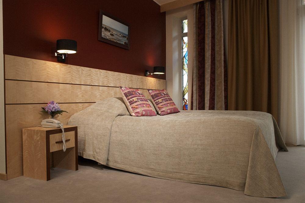 Royal Square Hotel & Suites Ρίγα Δωμάτιο φωτογραφία