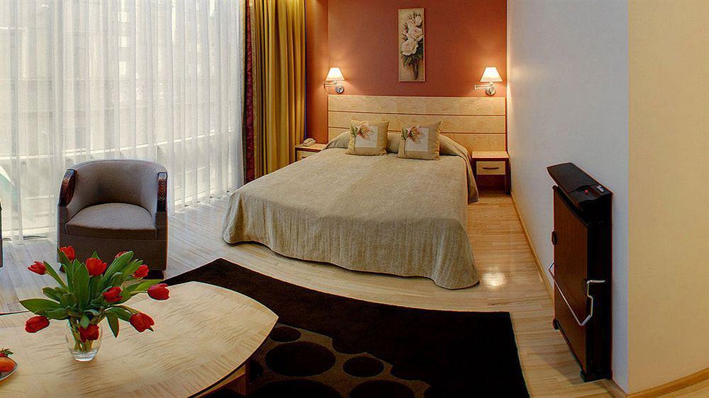 Royal Square Hotel & Suites Ρίγα Εξωτερικό φωτογραφία